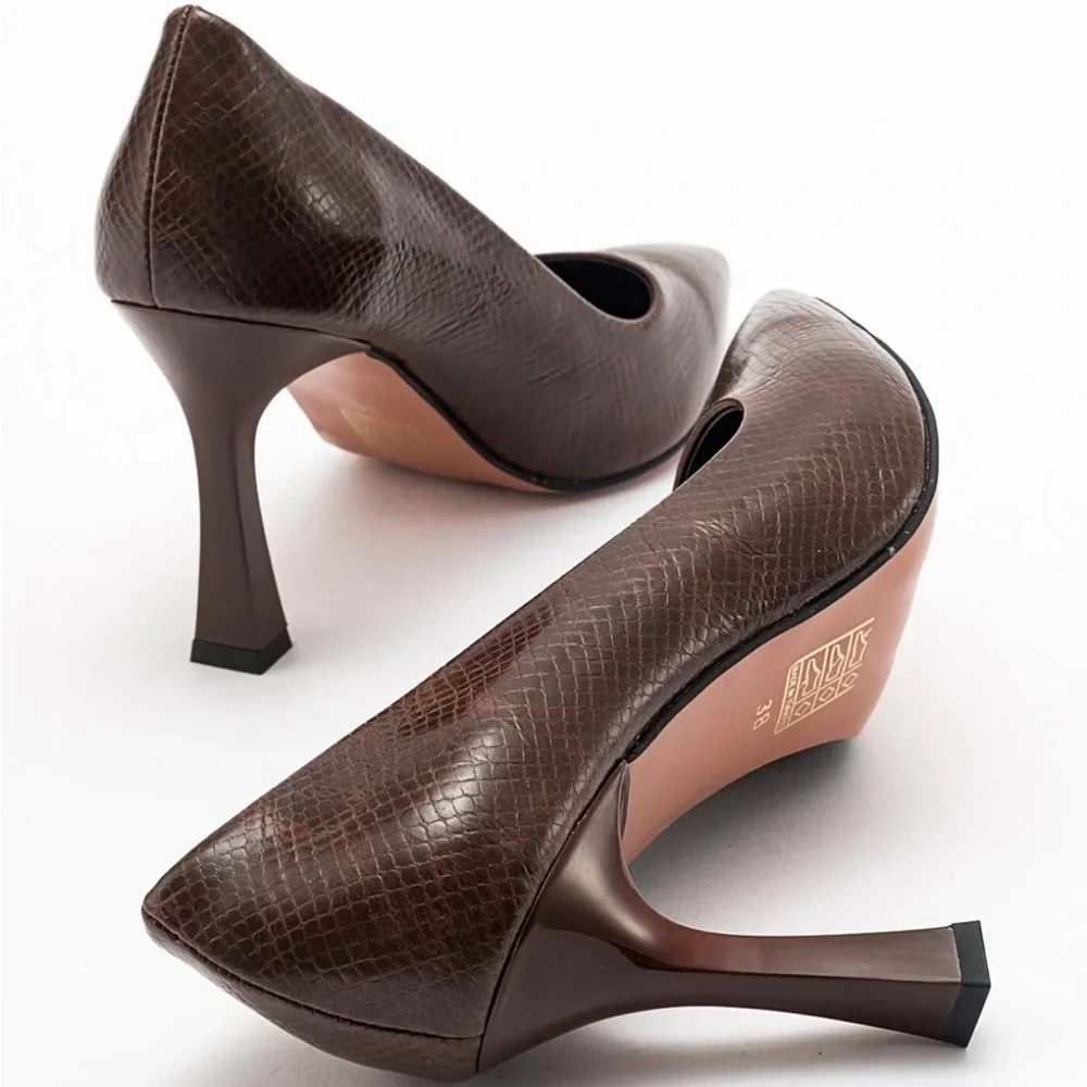Luvi Brown Faux Leather Pumps | Made in Turkey | Sz 40 | NIB